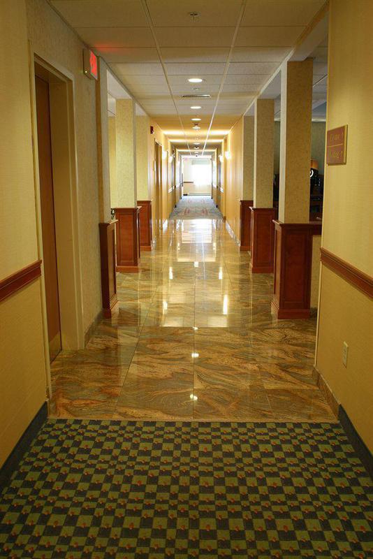 Holiday Inn Express Hotel & Suites Boston - Marlboro By Ihg Hudson Beltér fotó