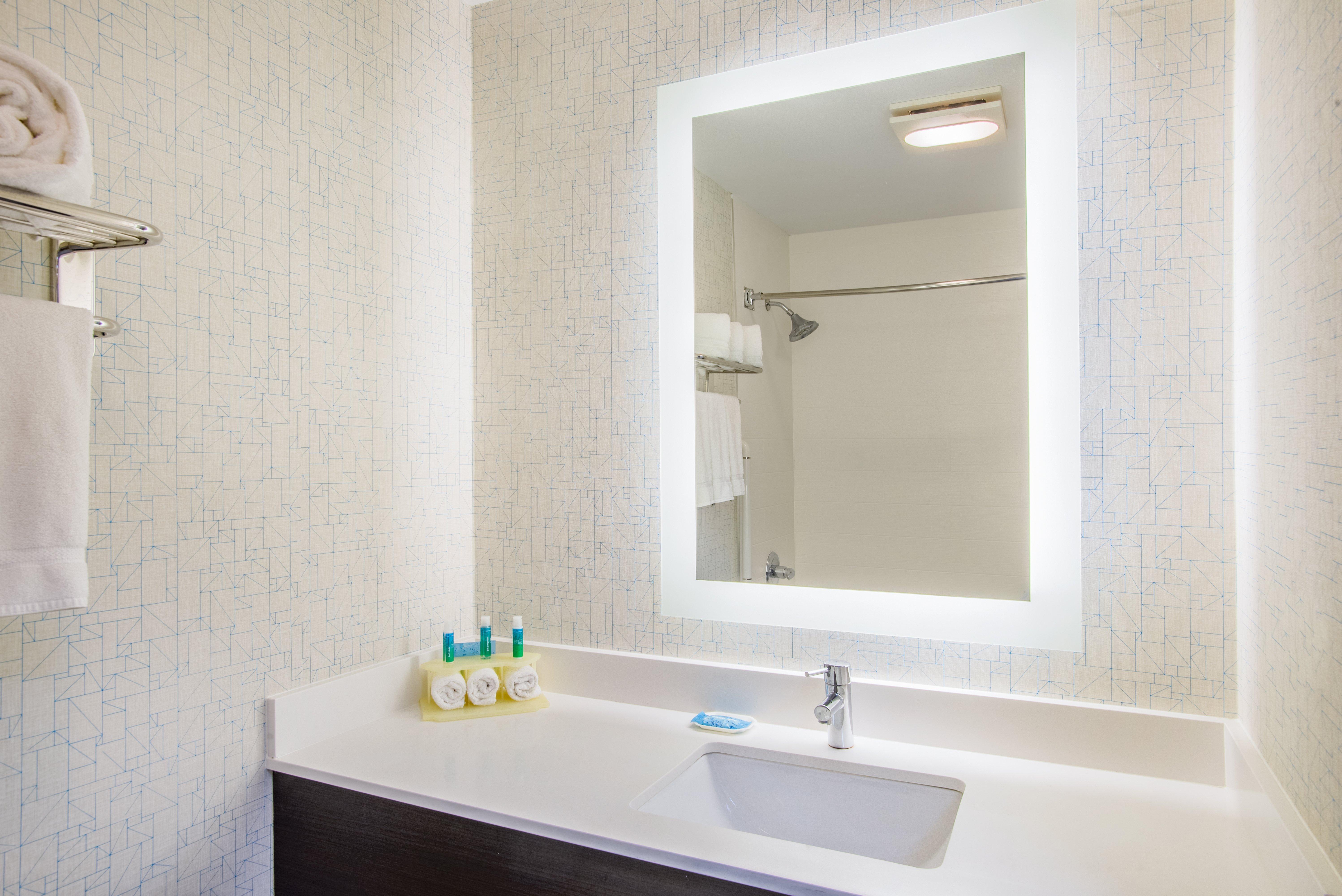 Holiday Inn Express Hotel & Suites Boston - Marlboro By Ihg Hudson Kültér fotó