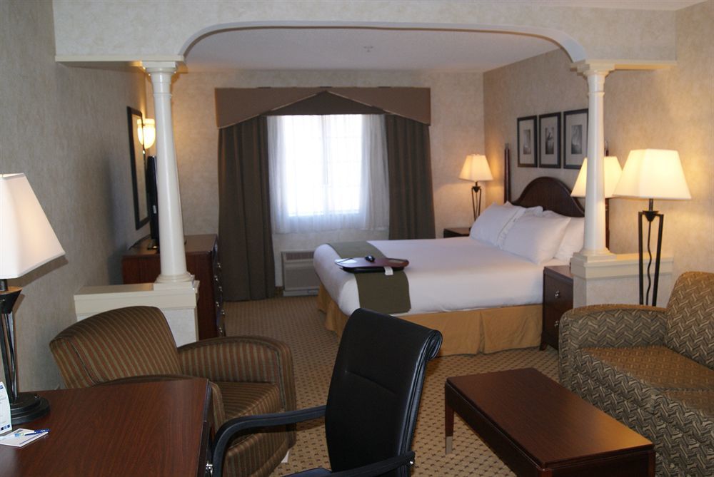 Holiday Inn Express Hotel & Suites Boston - Marlboro By Ihg Hudson Kültér fotó